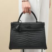 Black Nile Bag