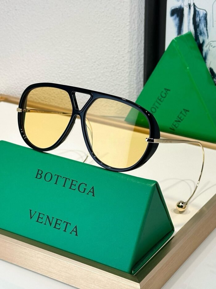 BOTTEGA VENETA