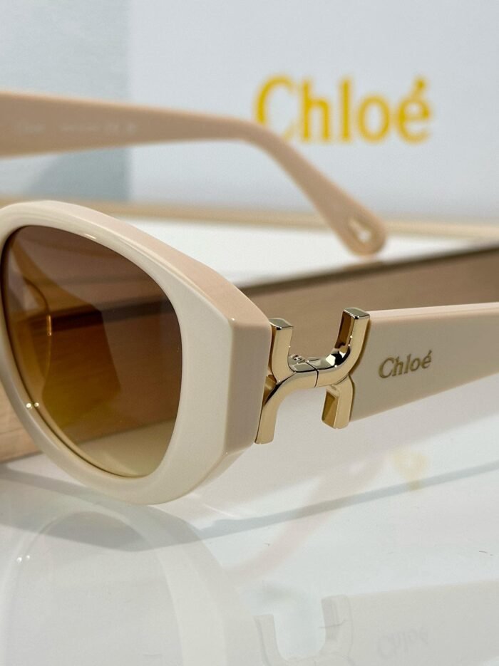 Chloe