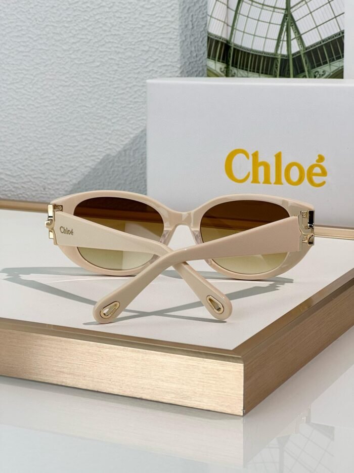 Chloe