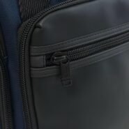 Tumi