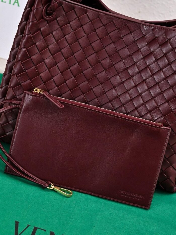 Bottega Veneta